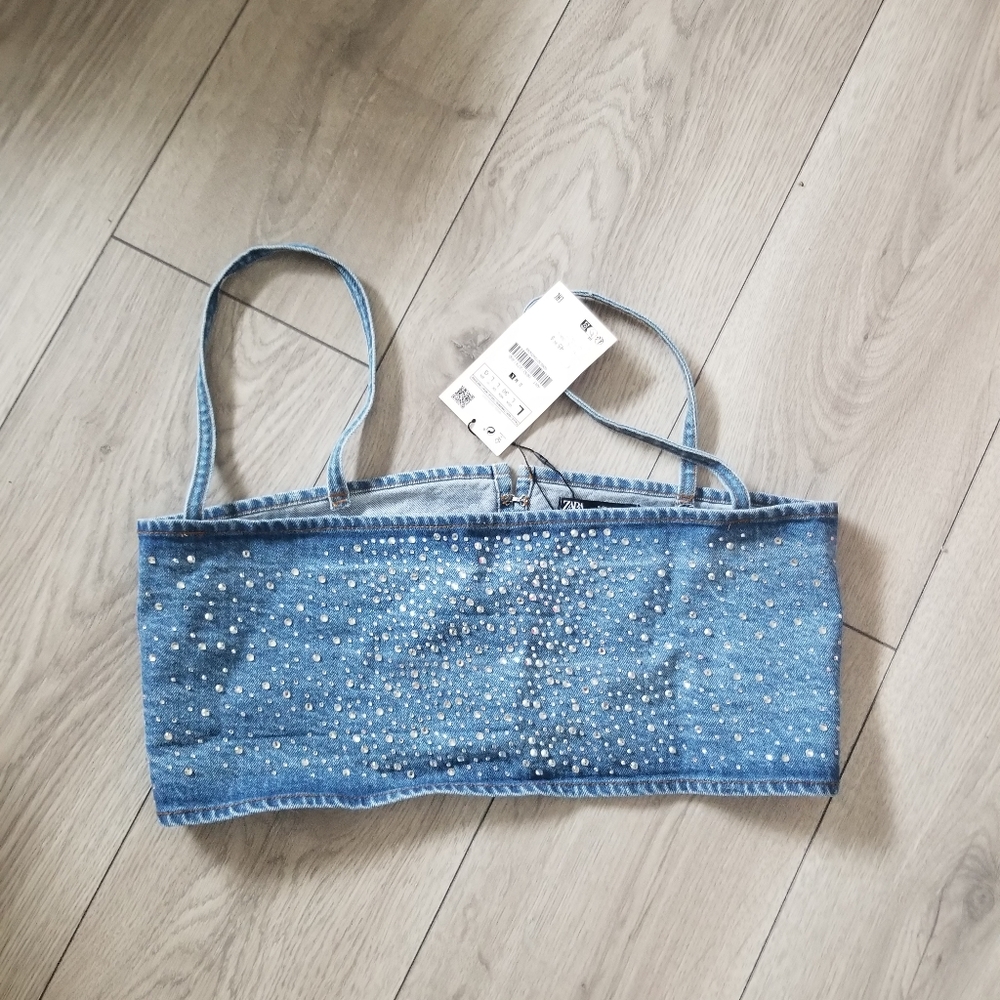 Zara nwt studd top